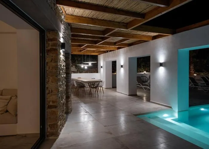 Villa Mikri Sorriso - - Pool & Jacuzzi Mikri Vigla