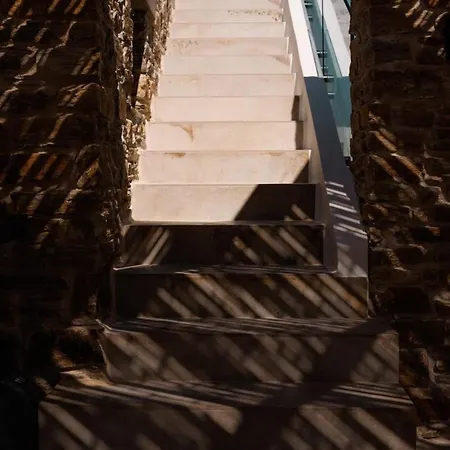 Mikri Sorriso - Luxurious On The * Mikri Vigla