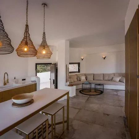 Villa Mikri Sorriso - - Pool & Jacuzzi